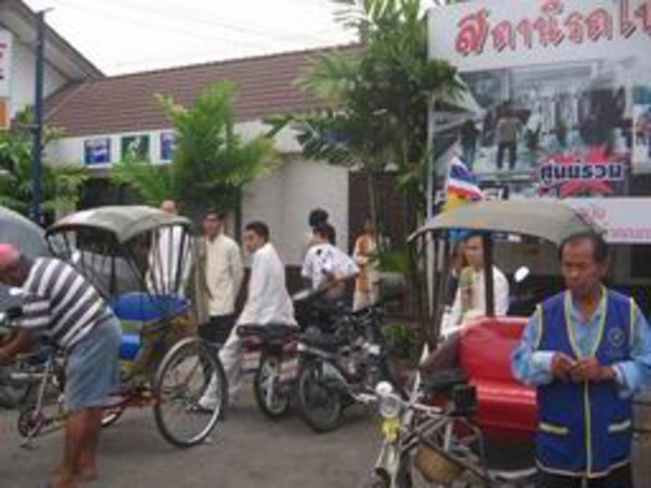 เจ้าสาวทำไมไม่มา รอเมื่อยแล้วนะ เจ้าสาวทำไมไม่มา รอเมื่อยแล้วนะ