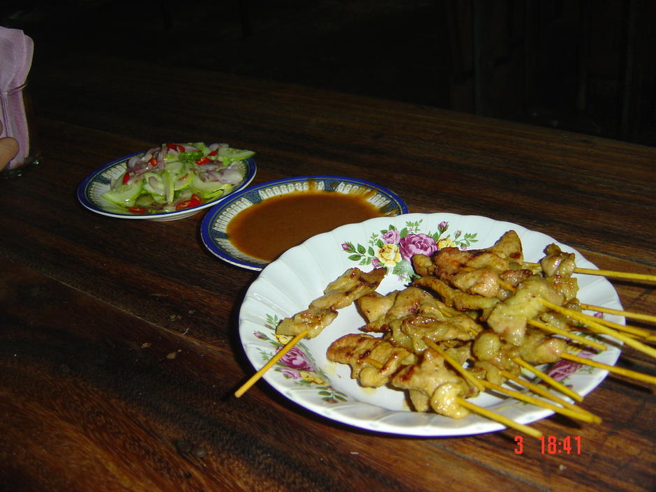 หมูสะเต๊ะ