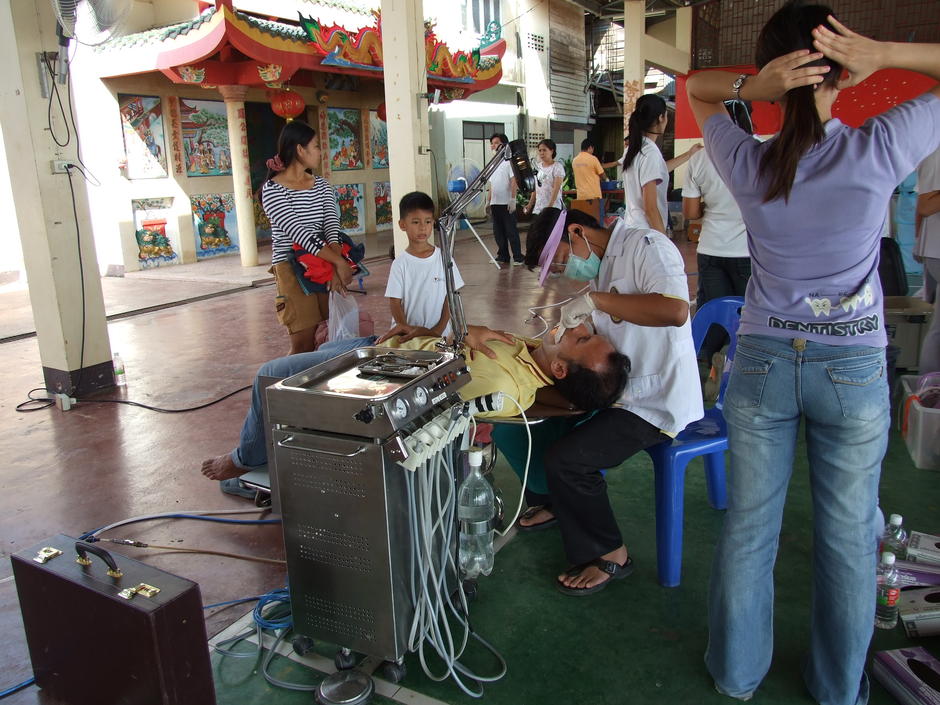 กำแพง