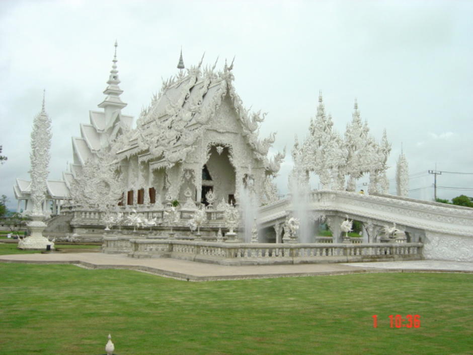 ;ดร่องขุ่น