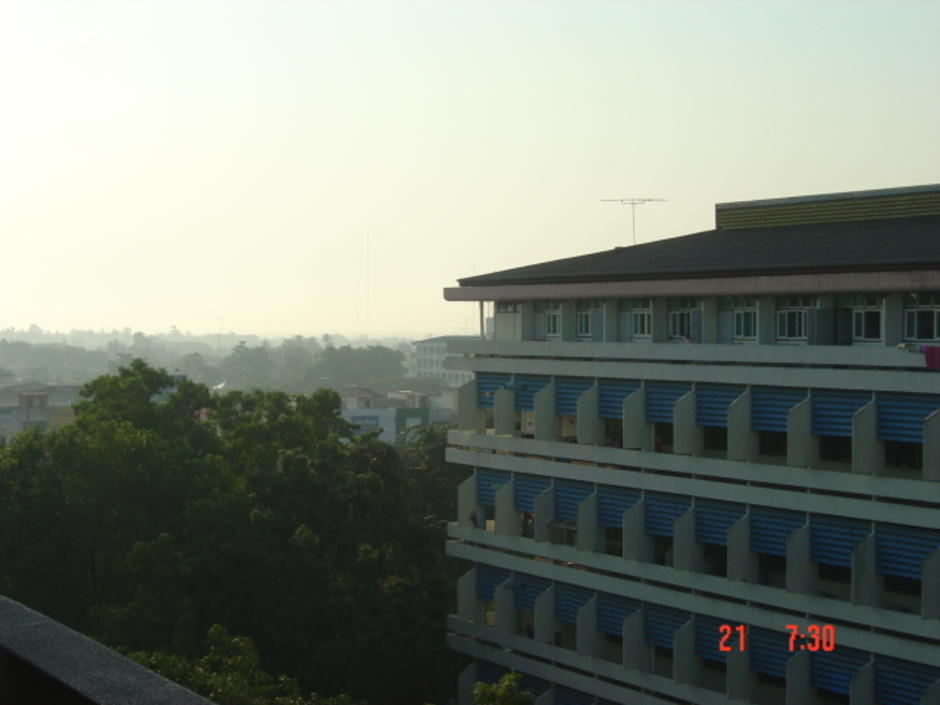 โรงพยาบาลศรีนครินทร์ 