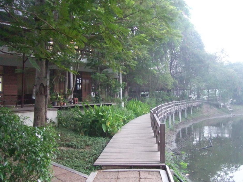 โรงเรียนรุ่งอรุณ