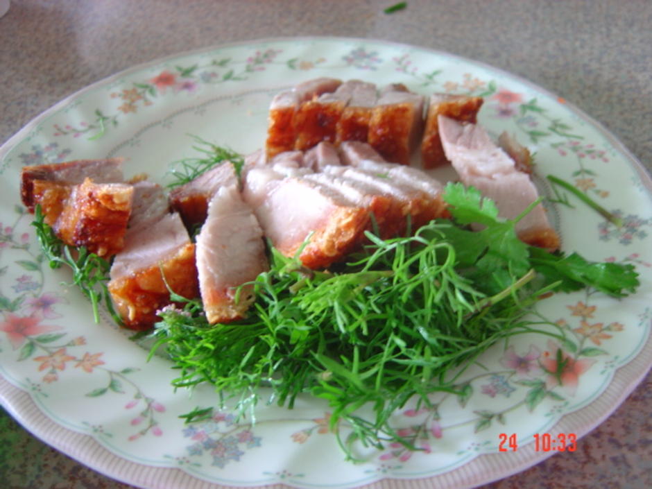 jj_tracer หมูกรอบ