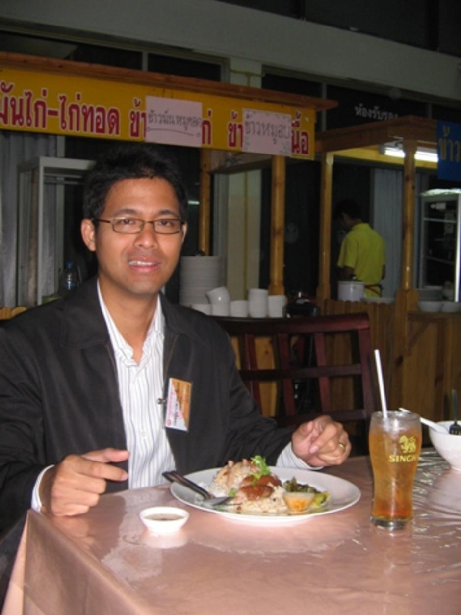ดร.ต่อพงษ์กับข้าวขาหมู