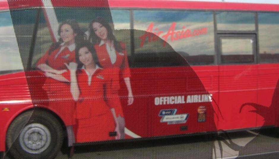 รถ Shuttle Bus