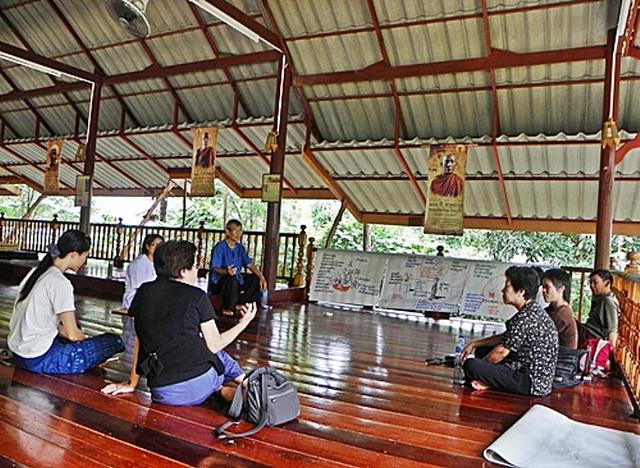 Large_mediatation_practice_community_34